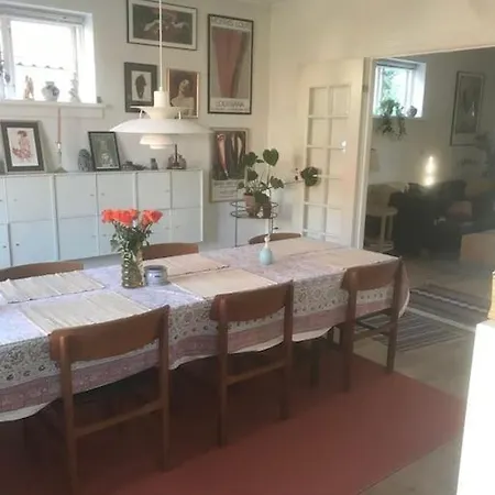 Villa Smukt, Sjaelfuldt Og Charmerende Hus Midt I Odense. Odense