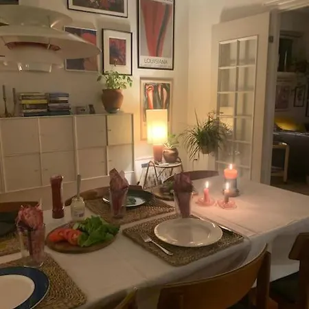 Smukt, Sjaelfuldt Og Charmerende Hus Midt I Odense. Βίλα
