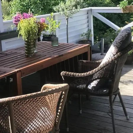 Smukt, Sjaelfuldt Og Charmerende Hus Midt I Odense. Βίλα